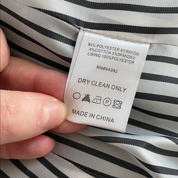 Emilio Pepe Navy Women's Blazer Size 10 - Picture 12 of 12